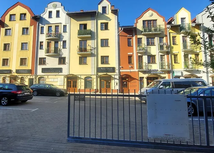 Apartment Z Garazem 5 Colours Centrum *