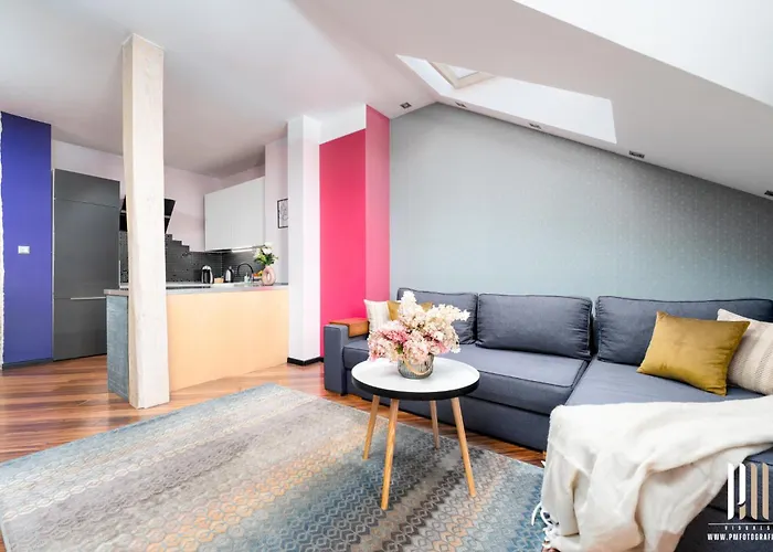 Z Garazem 5 Colours Centrum Apartment Jelenia Gora