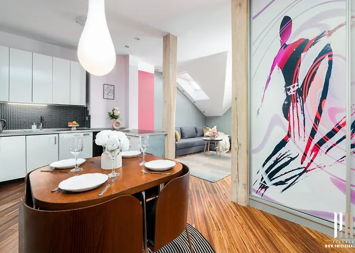 Z Garazem 5 Colours Centrum * Jelenia Gora